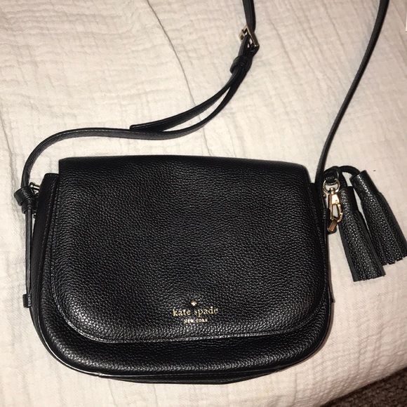 kate spade Handbags - Kate Spade Black Cross Body Purse